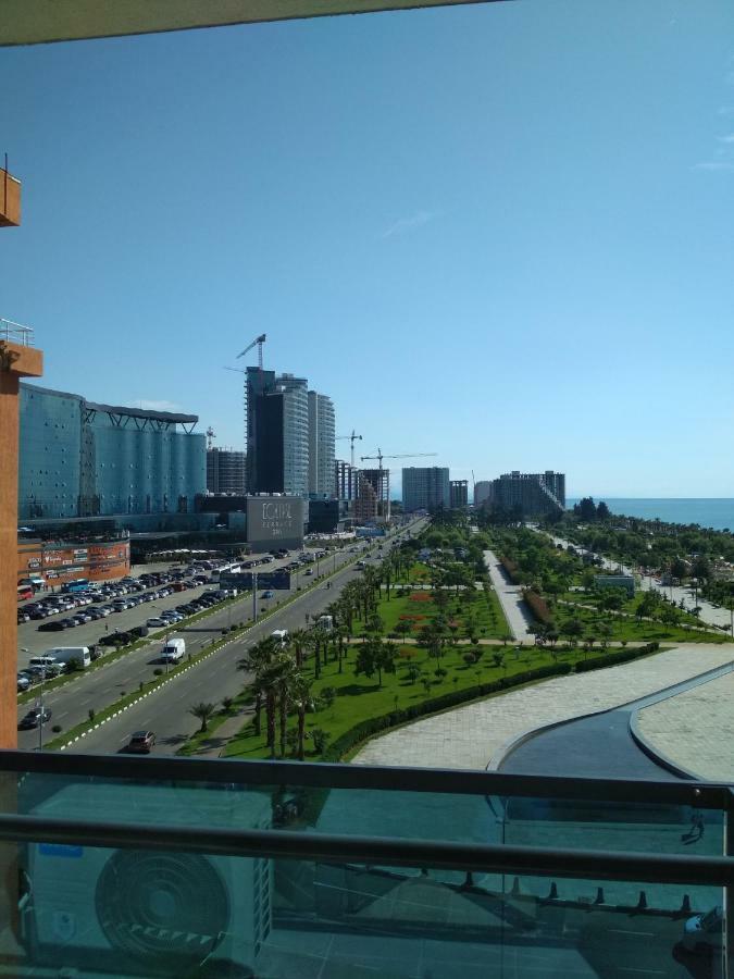 Апартамент Студия Панорамный Возле Моря Batumi Luaran gambar