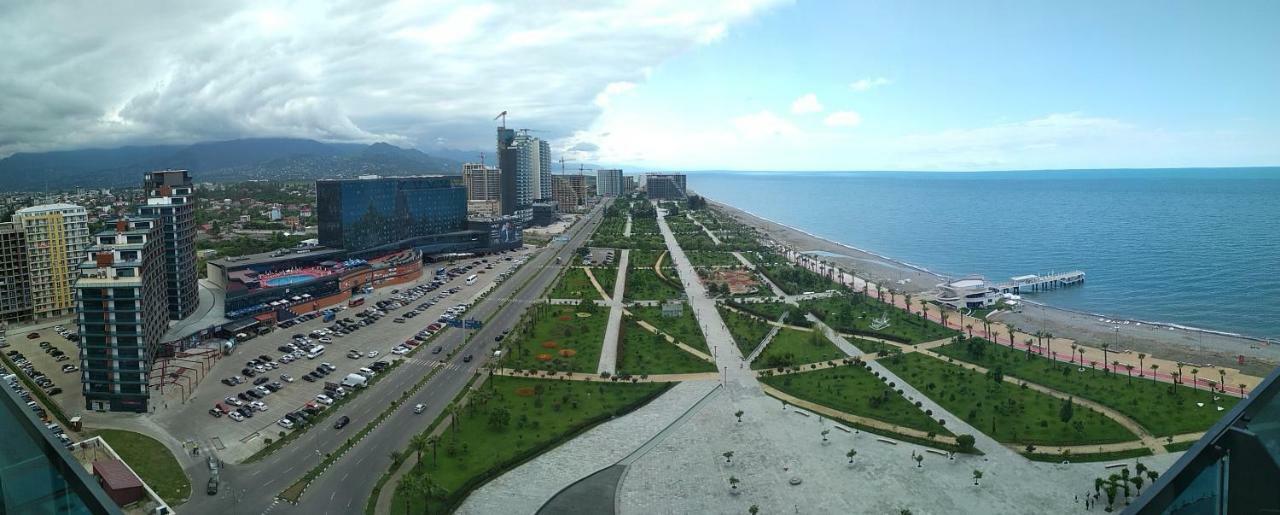 Апартамент Студия Панорамный Возле Моря Batumi Luaran gambar